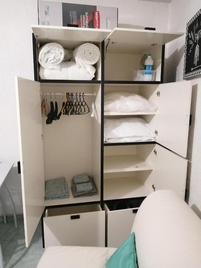 Joli Studio Bord De Mer, Clim, Balcon, Parking Prive マントン エクステリア 写真