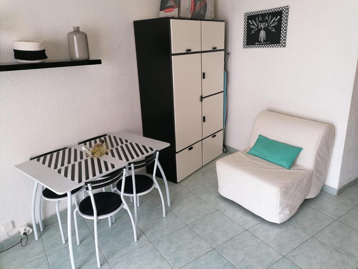 Joli Studio Bord De Mer, Clim, Balcon, Parking Prive マントン エクステリア 写真